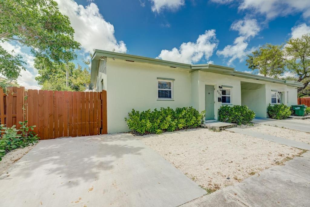 Deco Drive Miami • Near Hard Rock Stadium • South Beach • Wynwood Exterior photo
